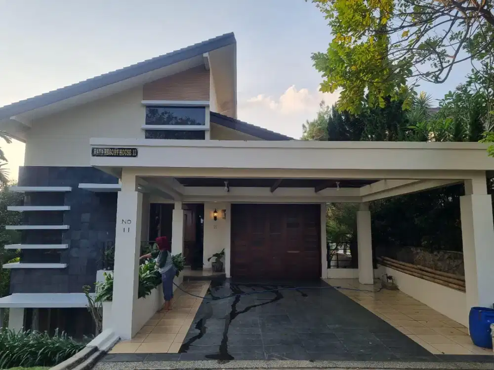Dijual Rumah Mewah Siap Huni di Dago Pakar Raya, Bandung LT.540m2 Harga Nego
