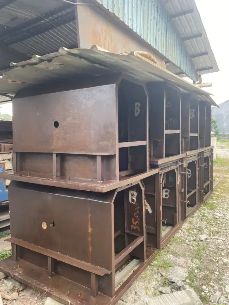 Cetakan Uditch 60 x 60 x 120 cm