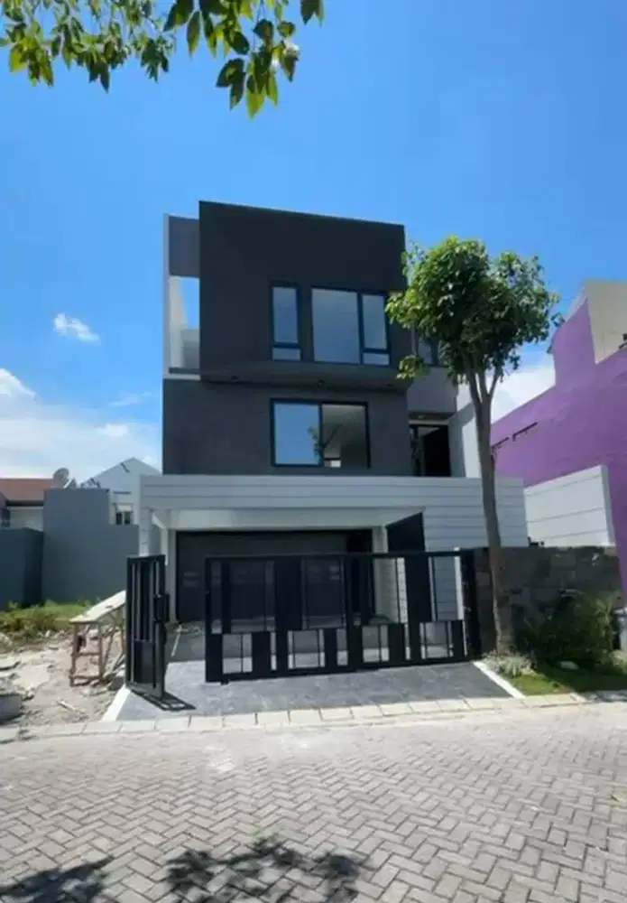 Citraland 3 lantai Baru Gress Minimalis Modern Greenwood Surabaya