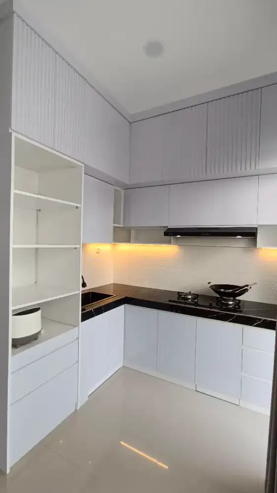 Custom Furniture & Interior: kitchen set, lemari, tempat tidur