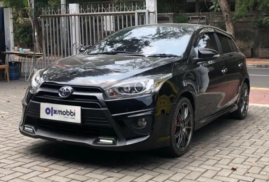 TDP 7,JT Toyota Yaris 1.5 TRD Sportivo Bensin-AT Hitam 2016