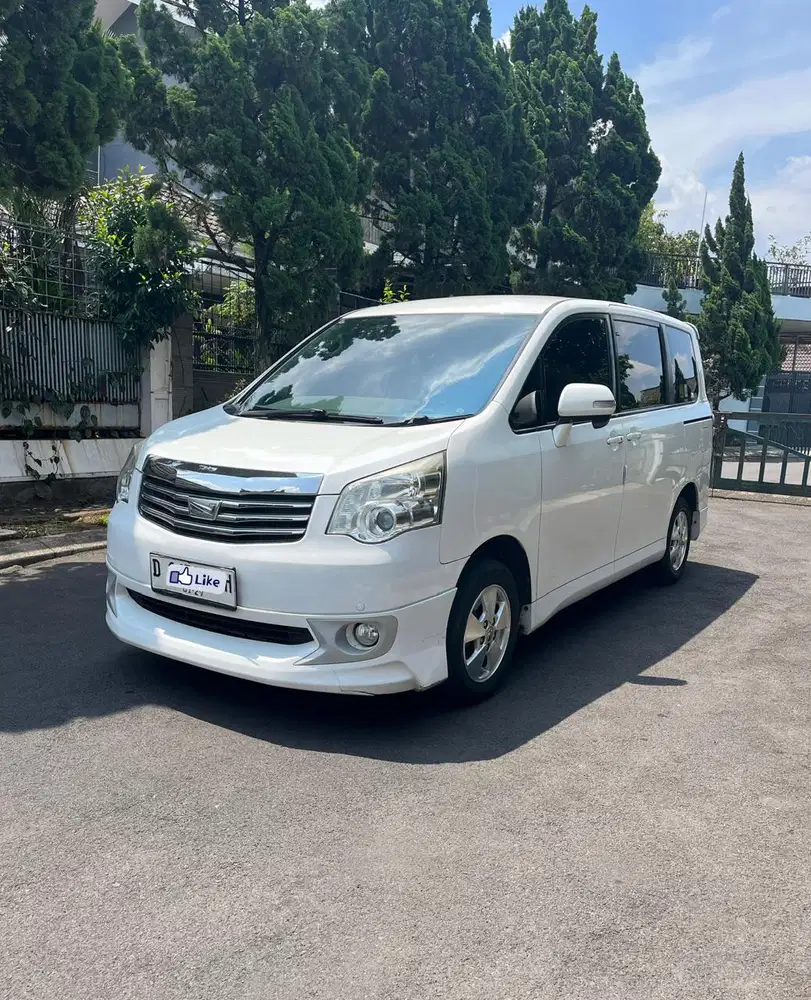 Toyota Nav1 2013 Bensin