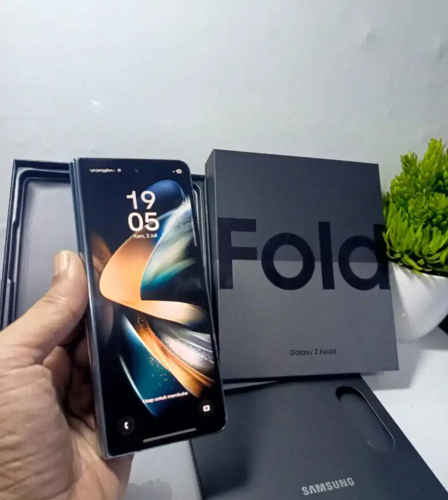 SAMSUNG Z FOLD 4 5G RAM 12/256GB ORIGINAL SEIN MULUS NORMAL SIAP PAKE