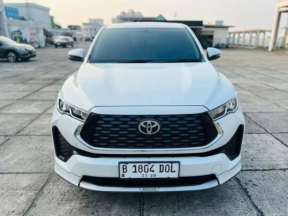Toyota Kijang Innova Zenix Hybrid EV 2.0 CVT Modelista 2023