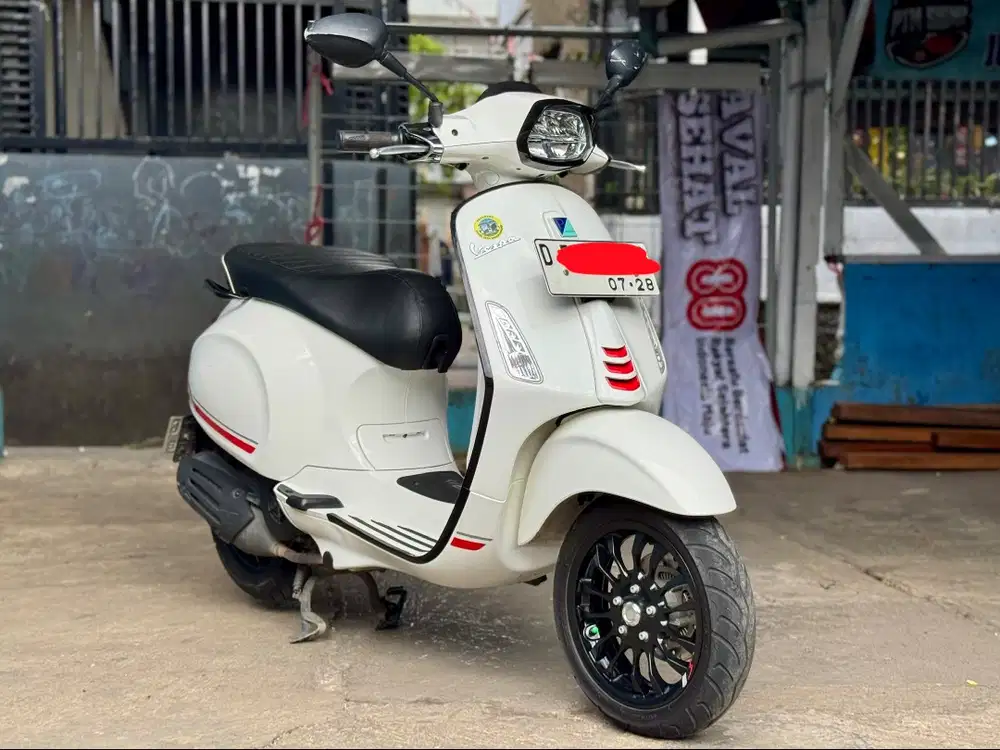 VESPA SPRINT S ABS 2023 LOW KM LENGKAP NET
