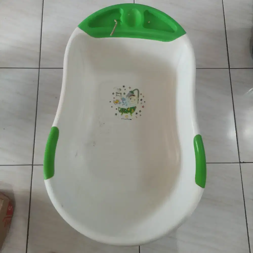 Bak mandi anak tebal