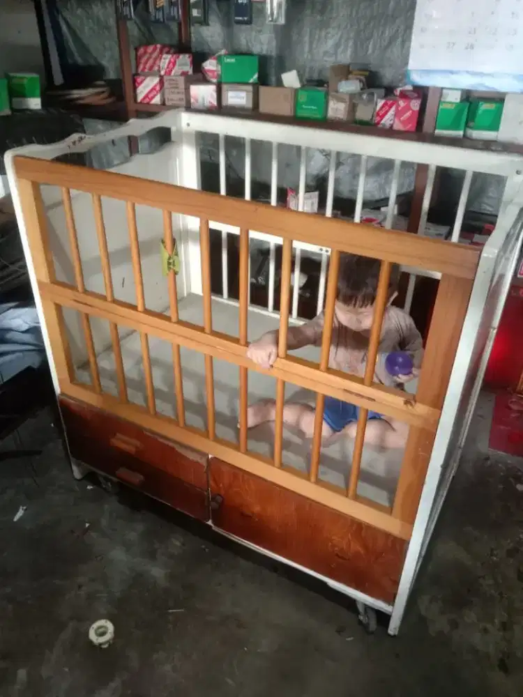 Di jual baby box .