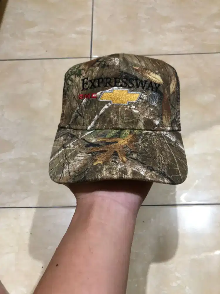 Topi Realtree EXPRESSWAY GMC CHEVROLET
