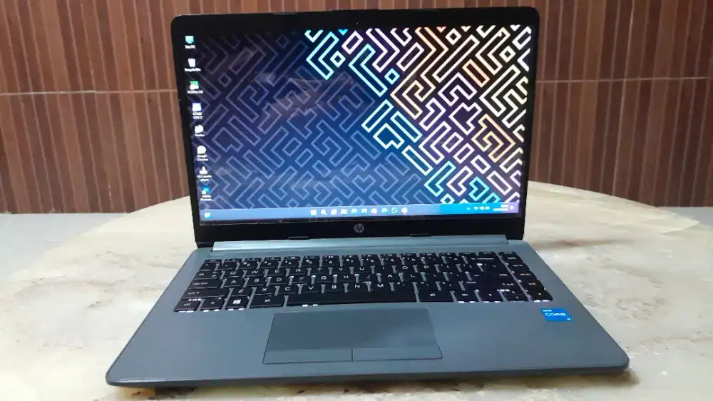 Laptop Hp 240 G8 core i3 Ram 8GB DDR4 ssd nvme 256GB Backlit GEN 11