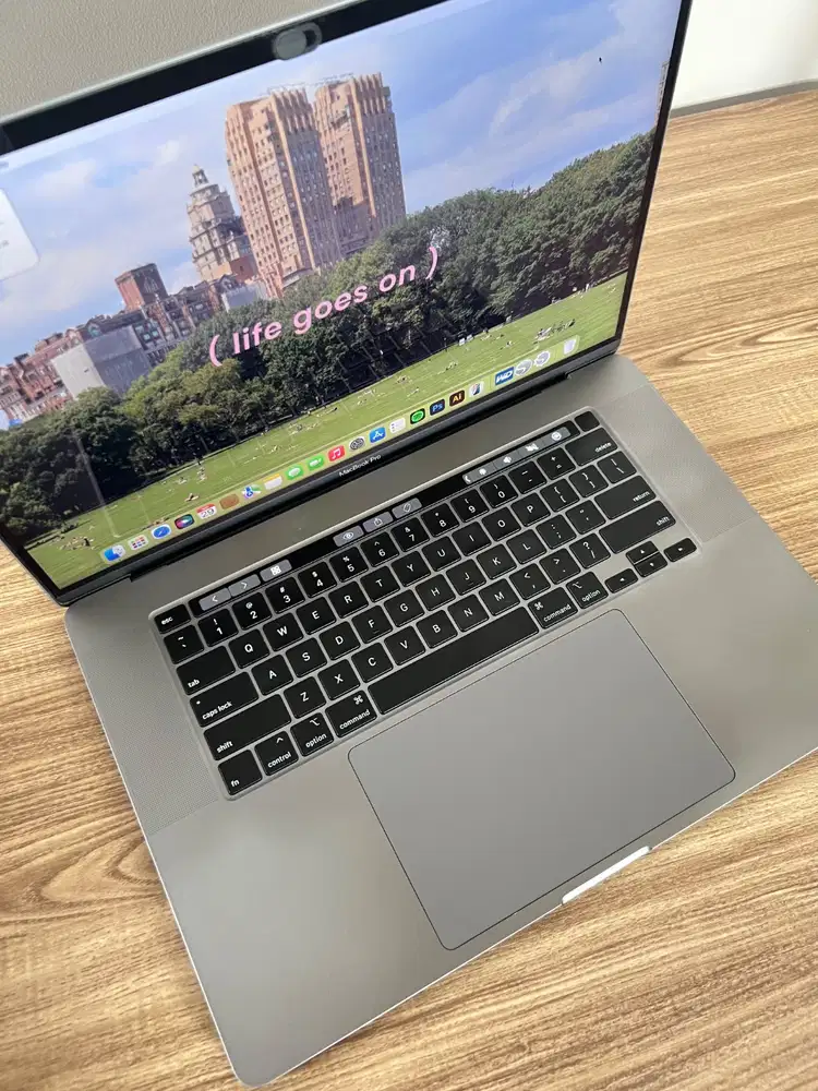 (BEST PRELOVED) MacBook Pro 16 2019 |i7|16GB RAM|512GB SSD|Normal