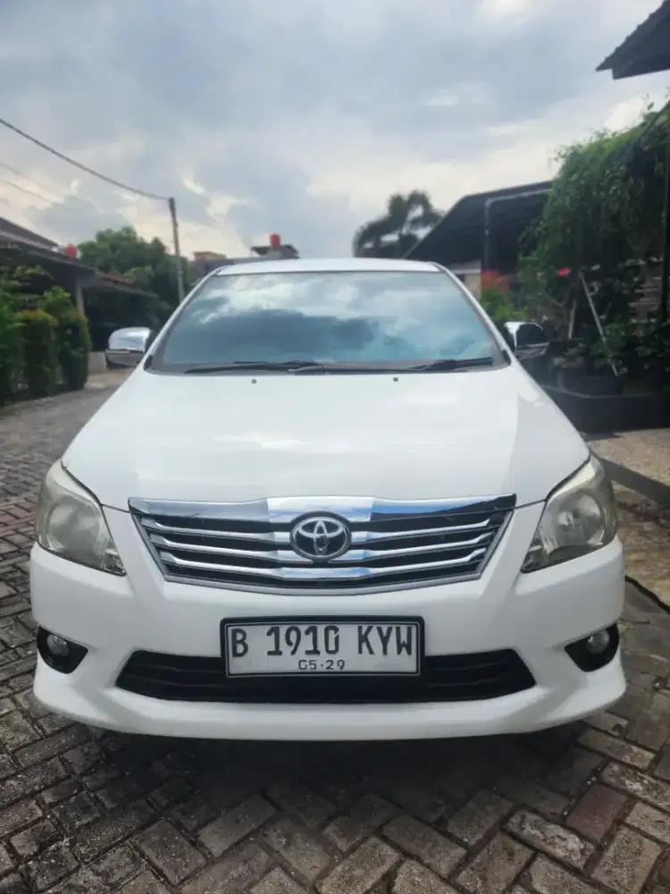 Innova G manual bensin th 2013