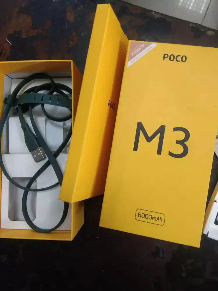 Jual hp seken pemakaian  poco m3 4/64 lengkap