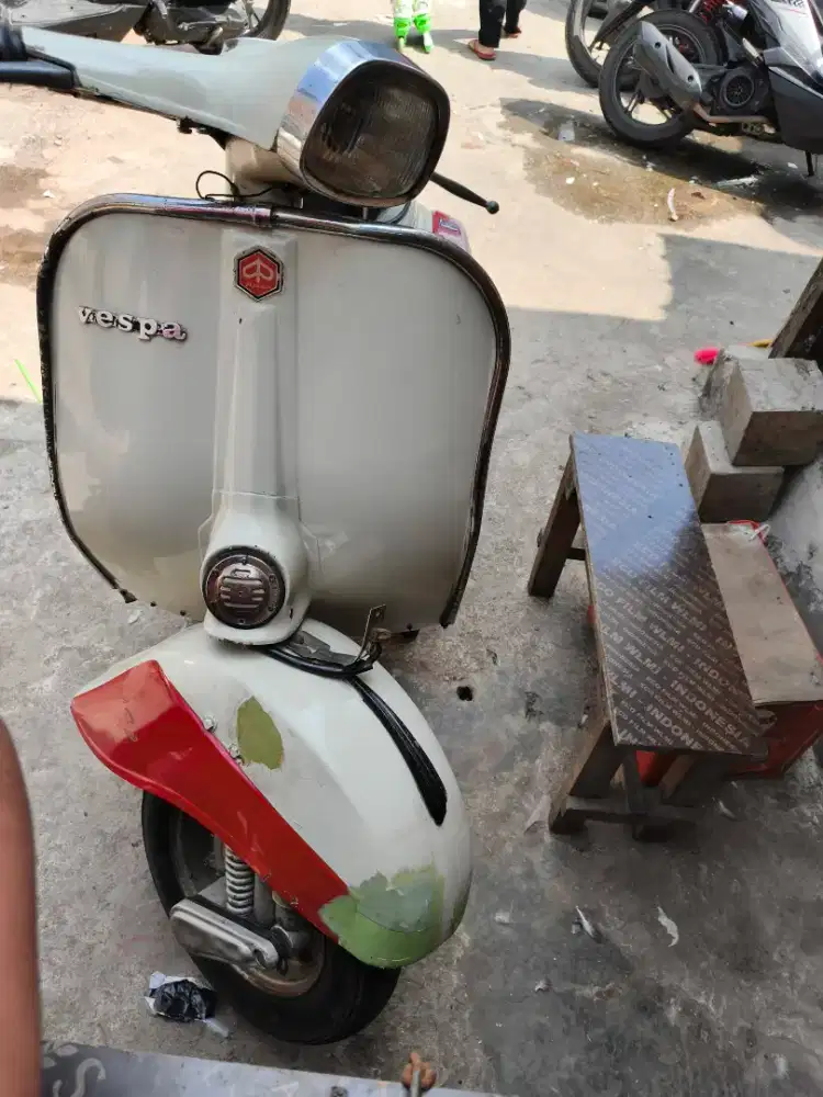 Vespa Bajaj Deluxe
