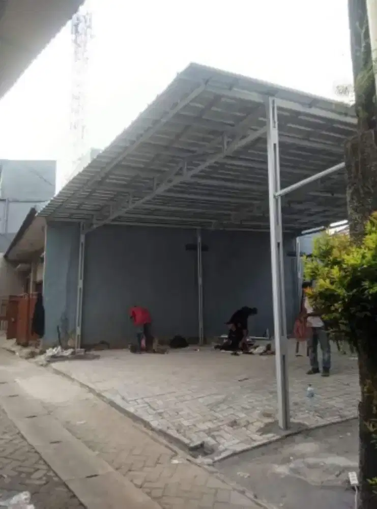 Kanopi baja ringan