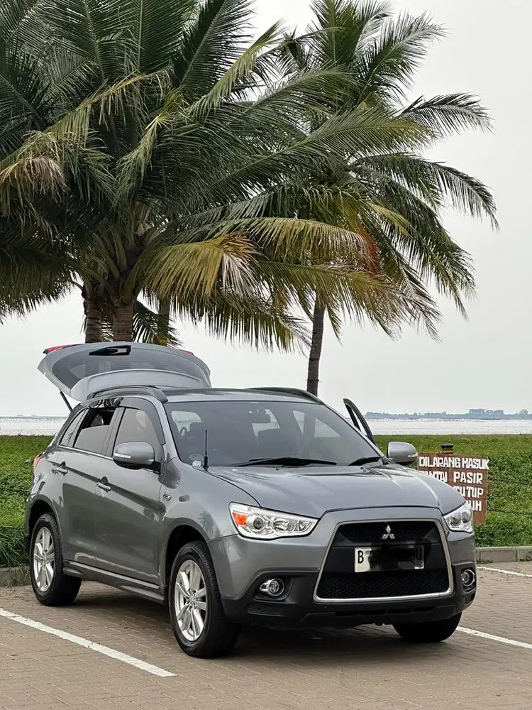 DIJUAL MITSUBISHI OUTLANDER SPORT GLS 2.0 AT 2013