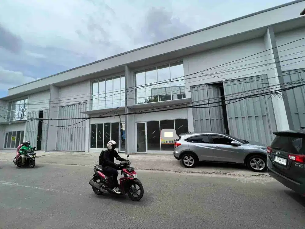 Disewakan Gudang Satu Maret Kalideres uk 280m