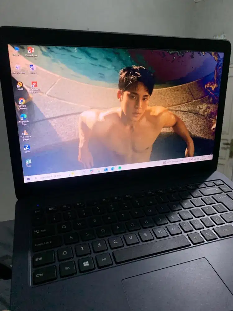 JUAL LAPTOP ITEL