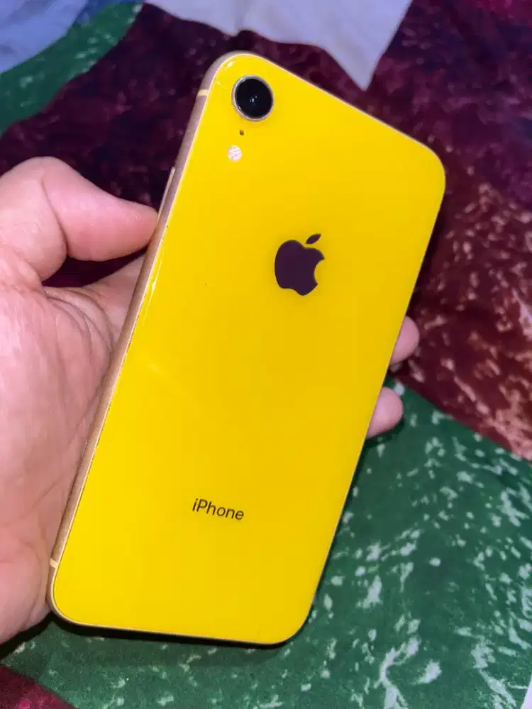 iPhone xr 64 gb