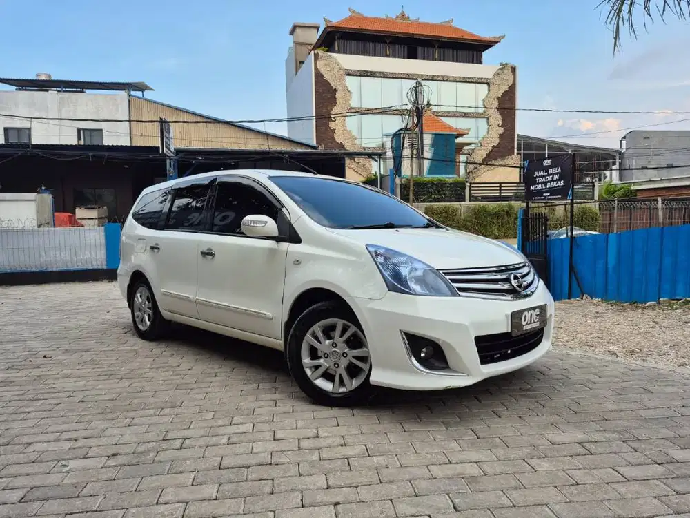 Nissan Grand Livina XV Ultimate 1.5 2013