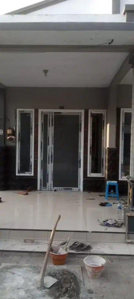 Tukang bangunan