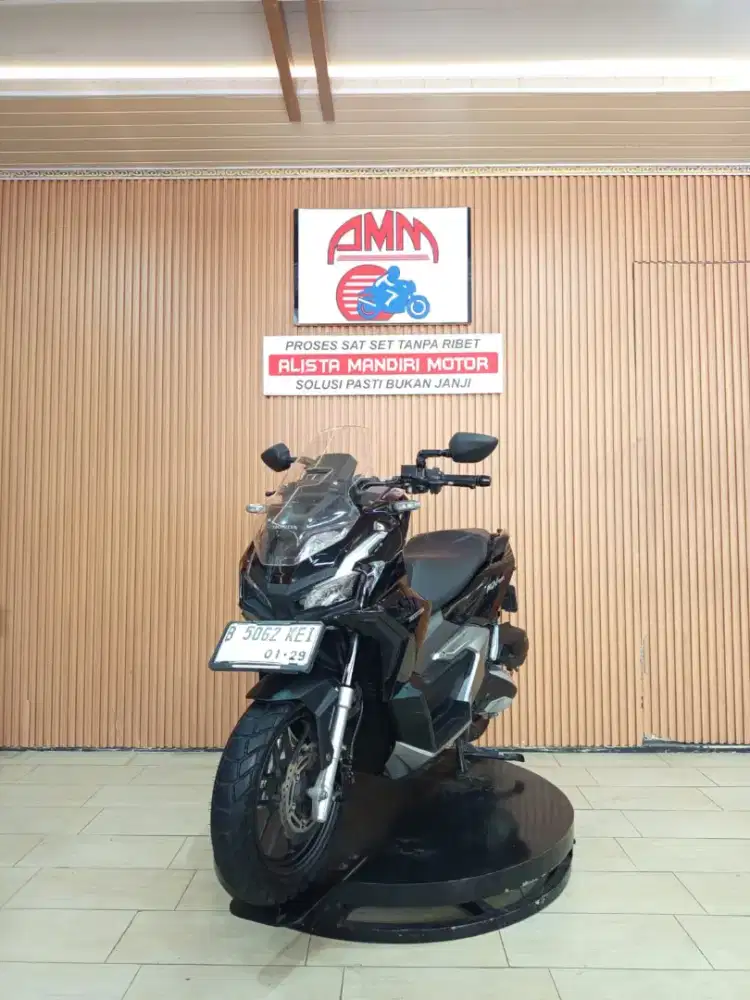 Honda ADV 160 CBS 2023 BISA KREDIT VIA CC