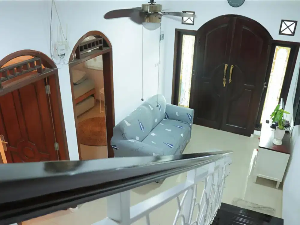 Rumah minimalis 3 lantai di Rawasari cempaka putih jakarta pusat