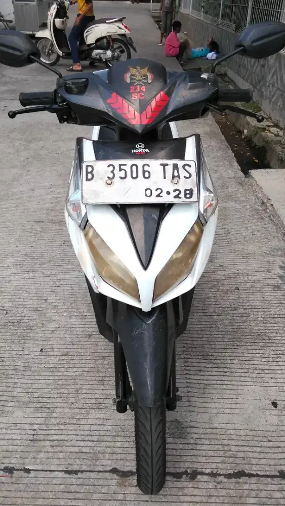 Jual Honda Vario techno tahun 2011 lengkap