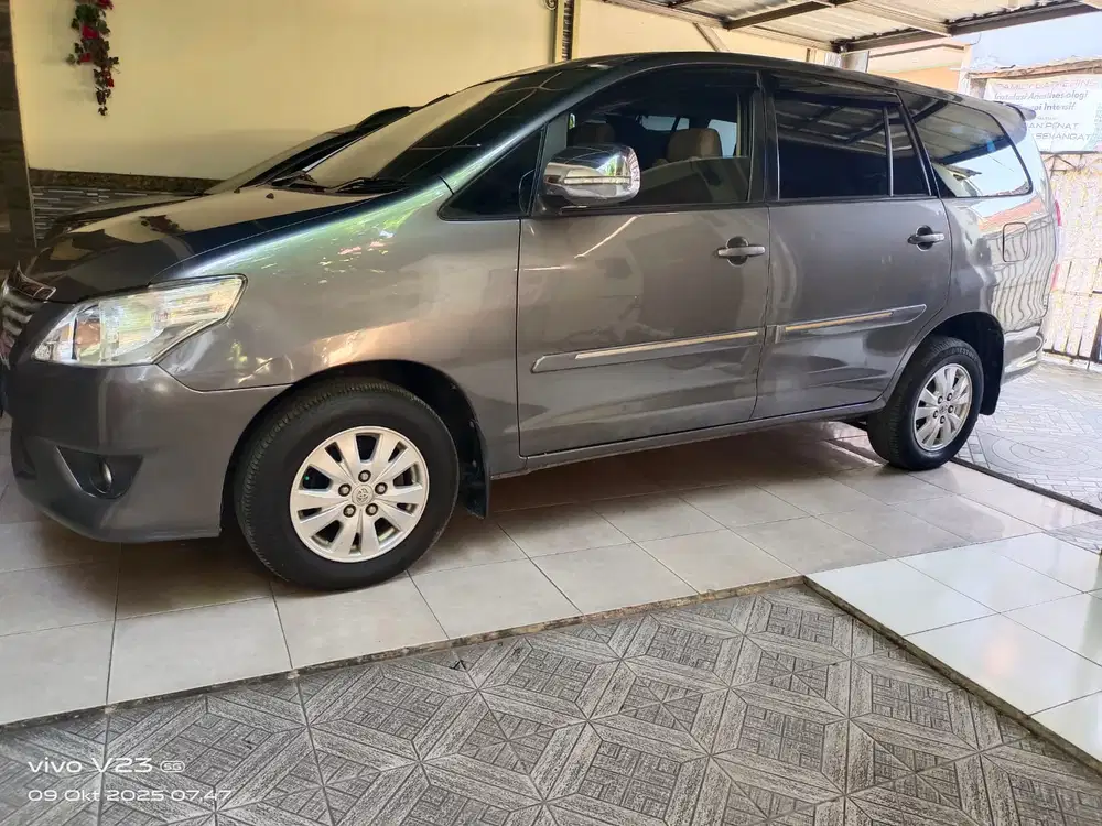 Toyota Kijang Innova 2012 Diesel