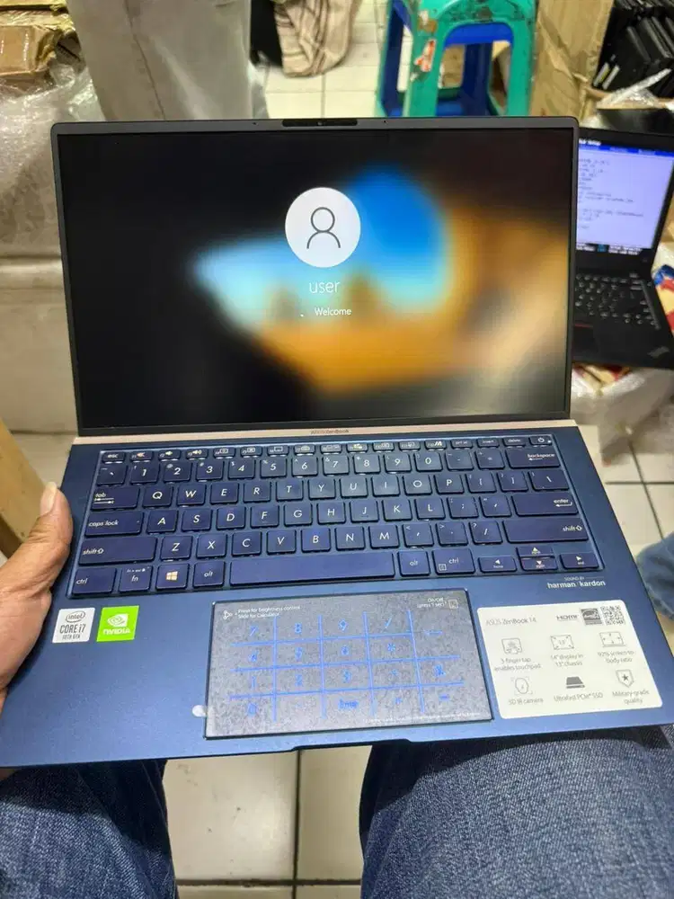 Asus ZenBook UX434 Core i7 Gen 10th Ram 16/256Gb sekolah kuliah  Dc