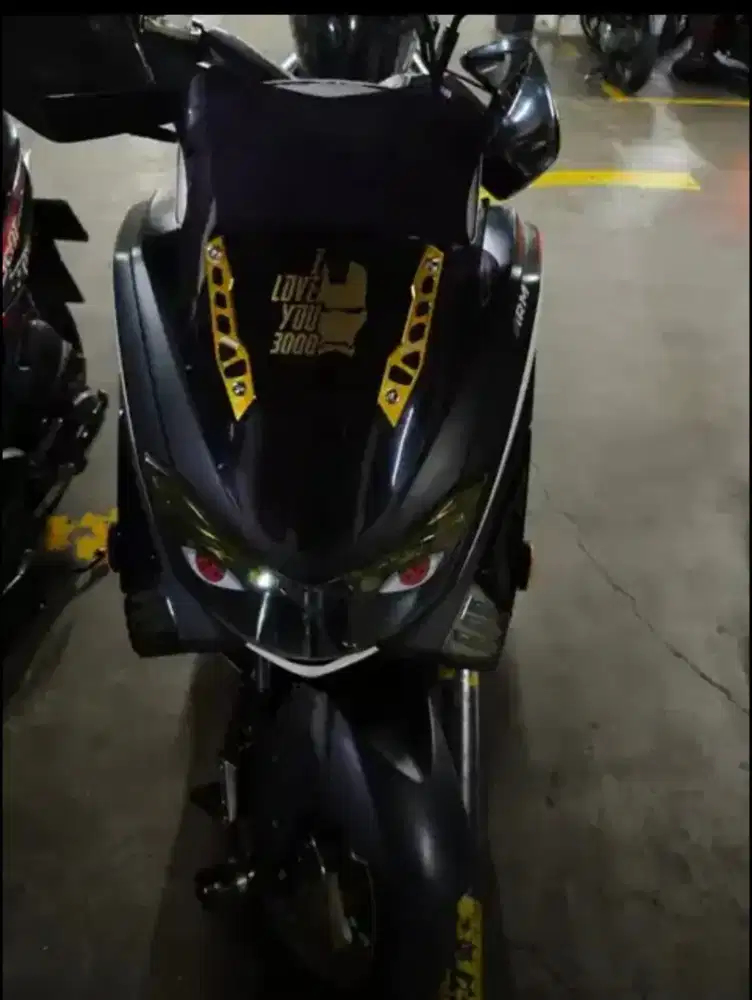 Yamaha Nmax Old 150 CC Black Doff Mulus Rutin Service Bengkel Resmi