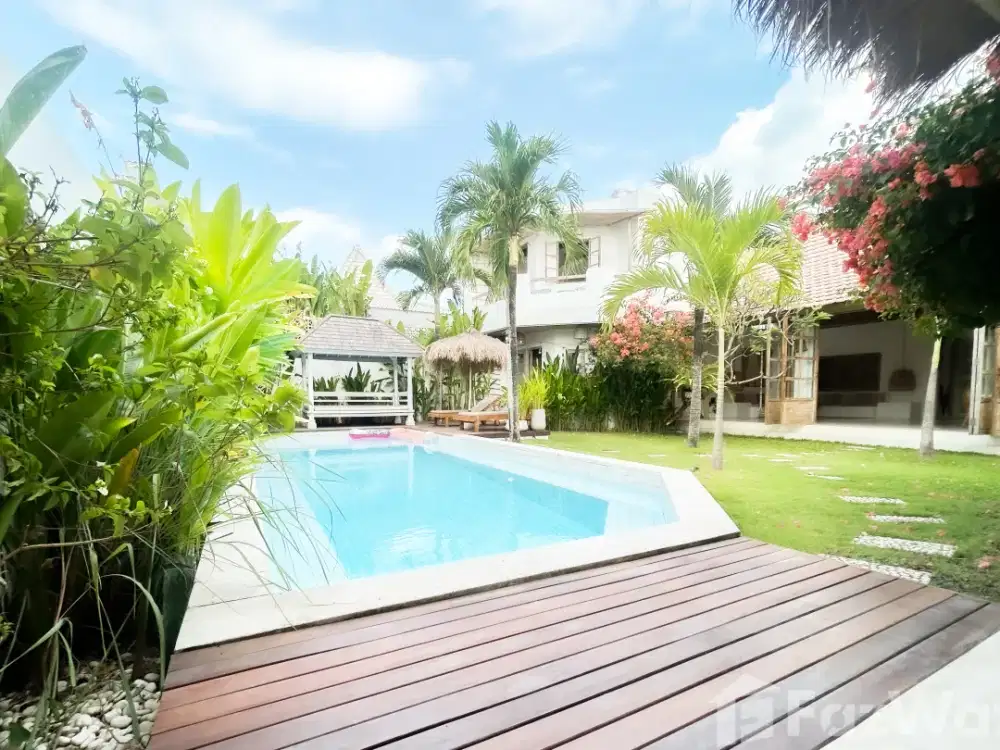 5 Bedroom Villa for sale in Kerobokan, Bali