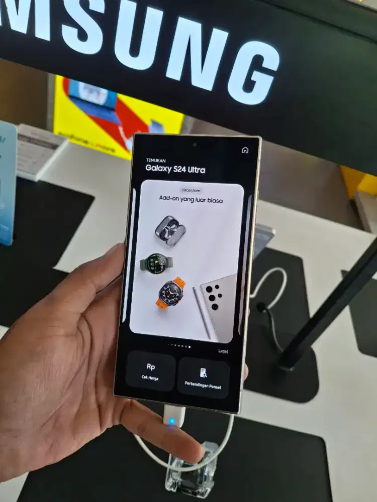 Samsung S24 Ultra Bonus Jam Galaxy FIT3, Charger Original dan Speaker