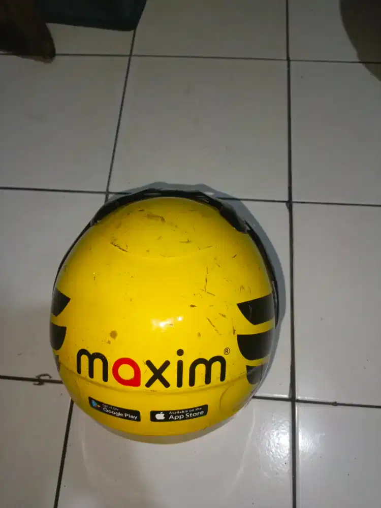 Jual helm maxim bekas