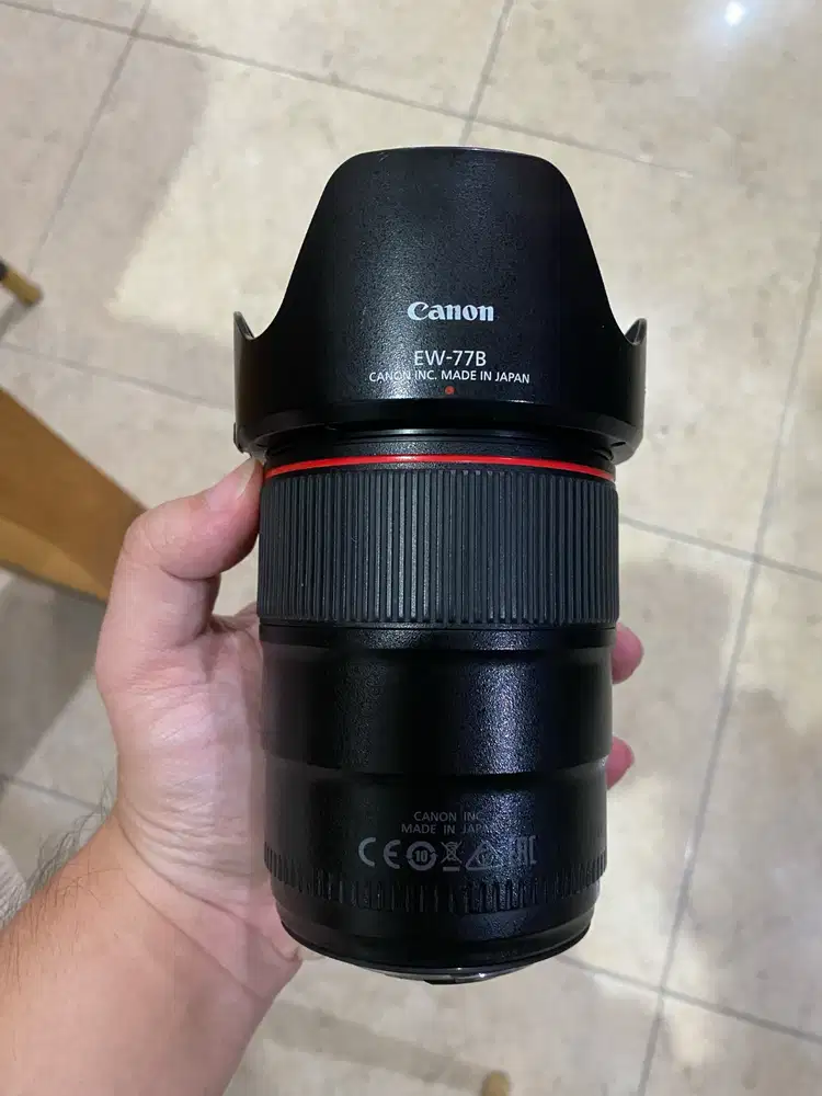 Lensa Fix Canon 35mm f1.4 L Series gelang merah