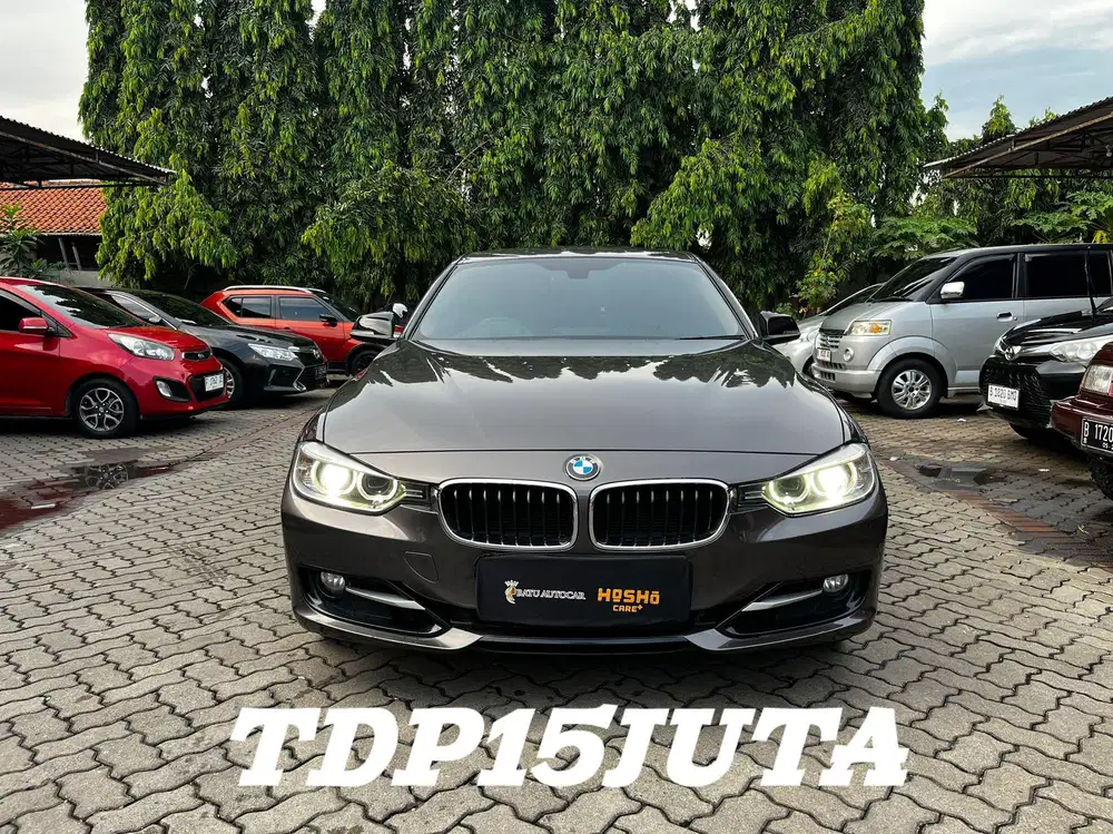BMW 320i F30 SPORT LINE TAHUN 2015 ANTIK KM 60 RB
