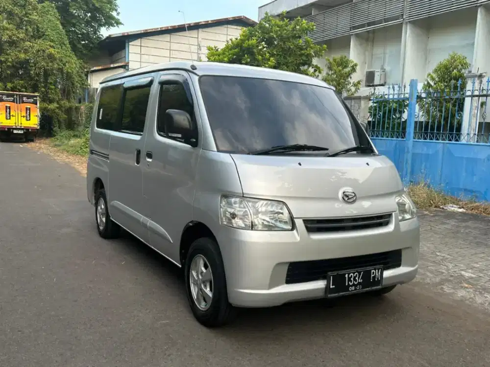 Daihatsu Gran Max 1.3 AC 2020 Face to Face Station Silver non ps