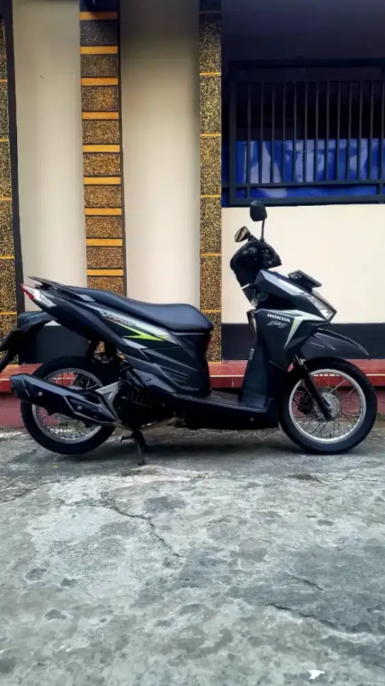Sepeda Motor Vario 125 CC Tahun 2017