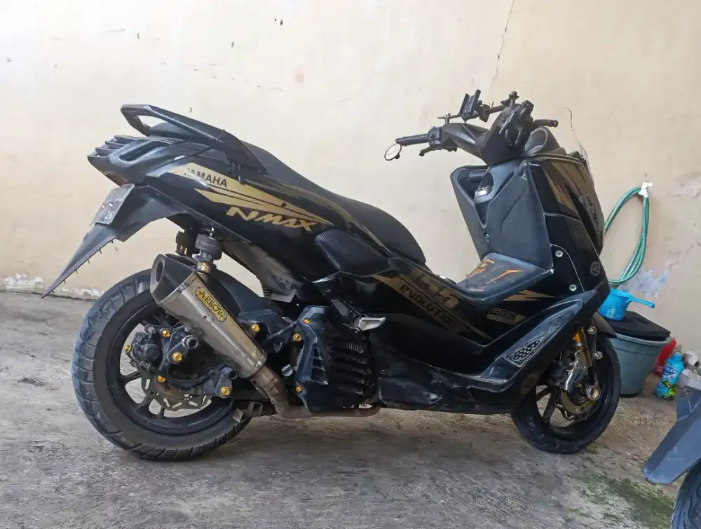 Nmax full modif