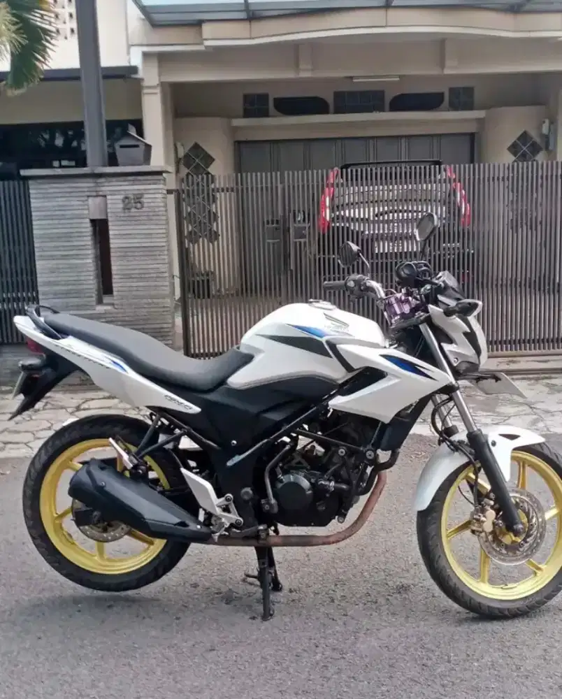 CB150R 2014 old