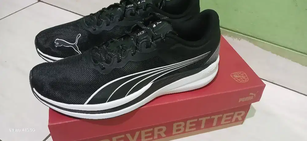 Sepatu Puma Running Redeem Profoam