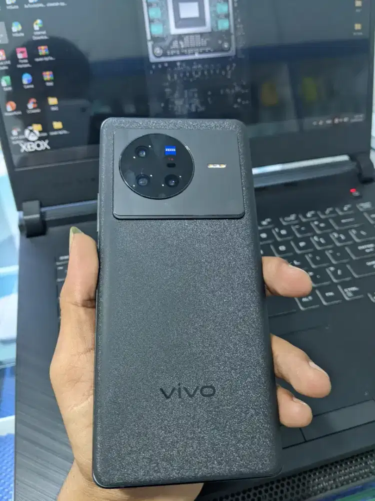 Vivo x80 ram 12/256gb