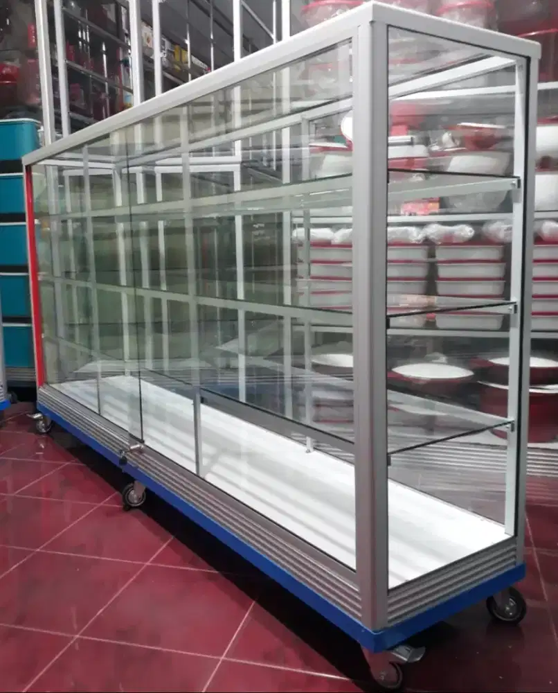 Di Jual Etalase 2M  Baru & Ready || Pakai Roda Besar & Siku Besi