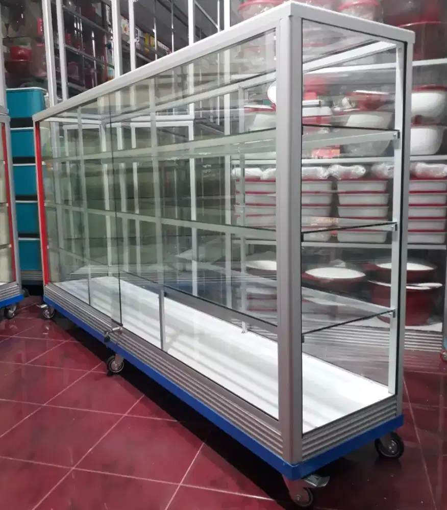 Etalase Aluminium & Kaca || Pakai Roda Besar & Siku Besi