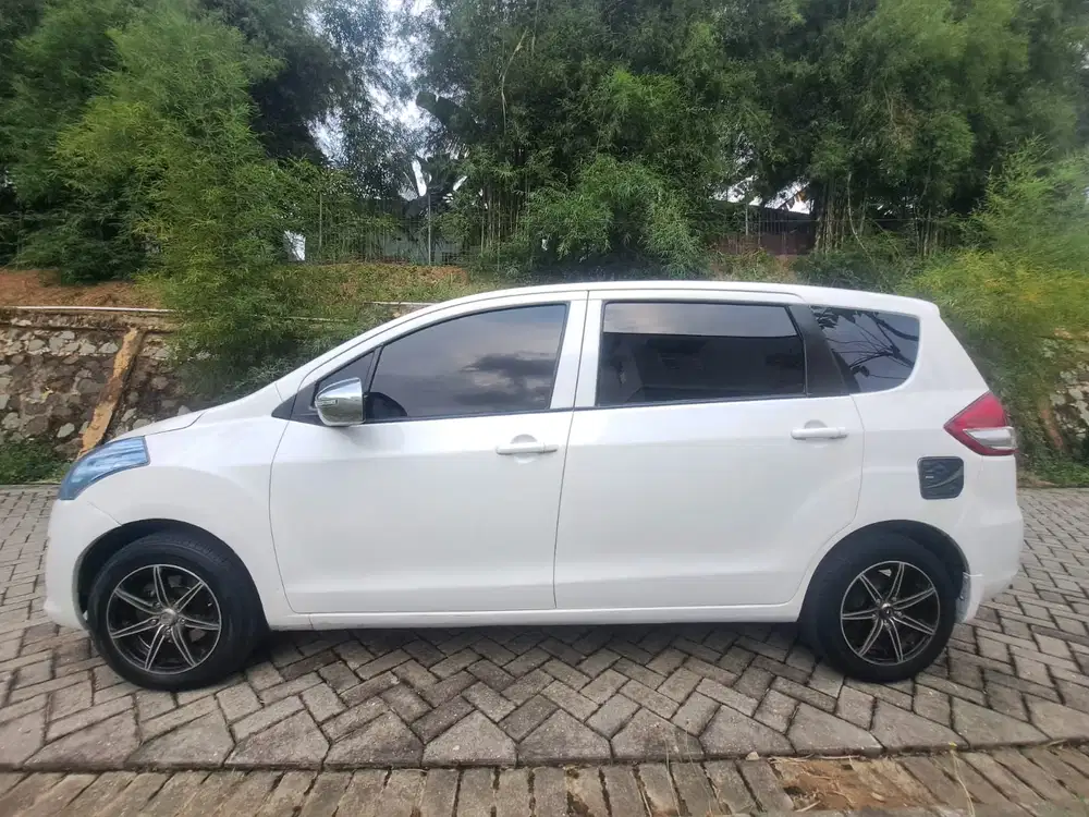 Suzuki Ertiga 2012 Bensin