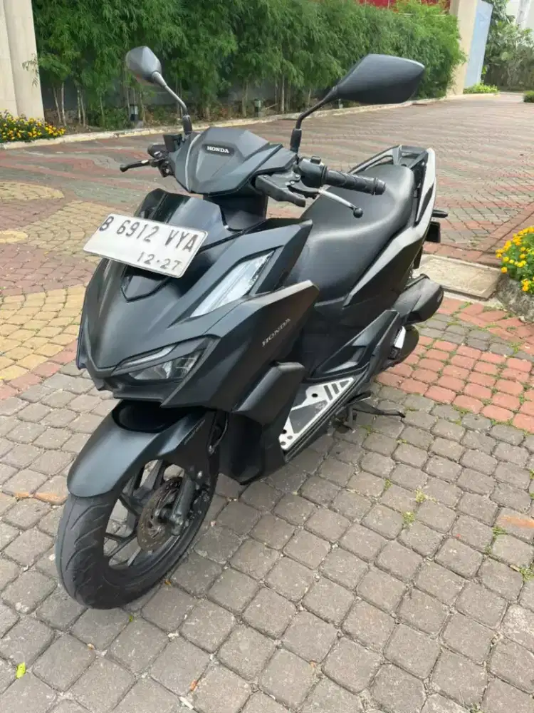 VARIO 160 Cbs Hitam Doff