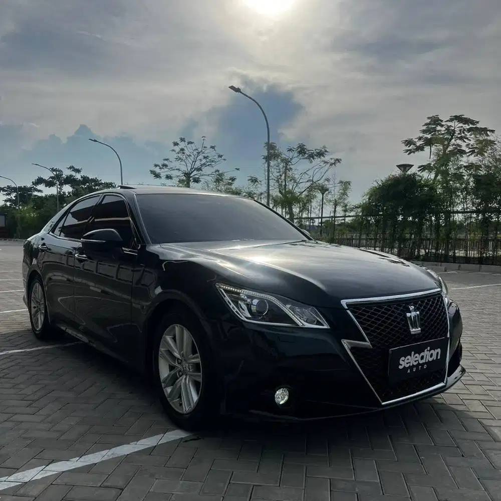 TOYOTA CROWN ATHLETE G 2.5 TAHUN 2013 LOW KM