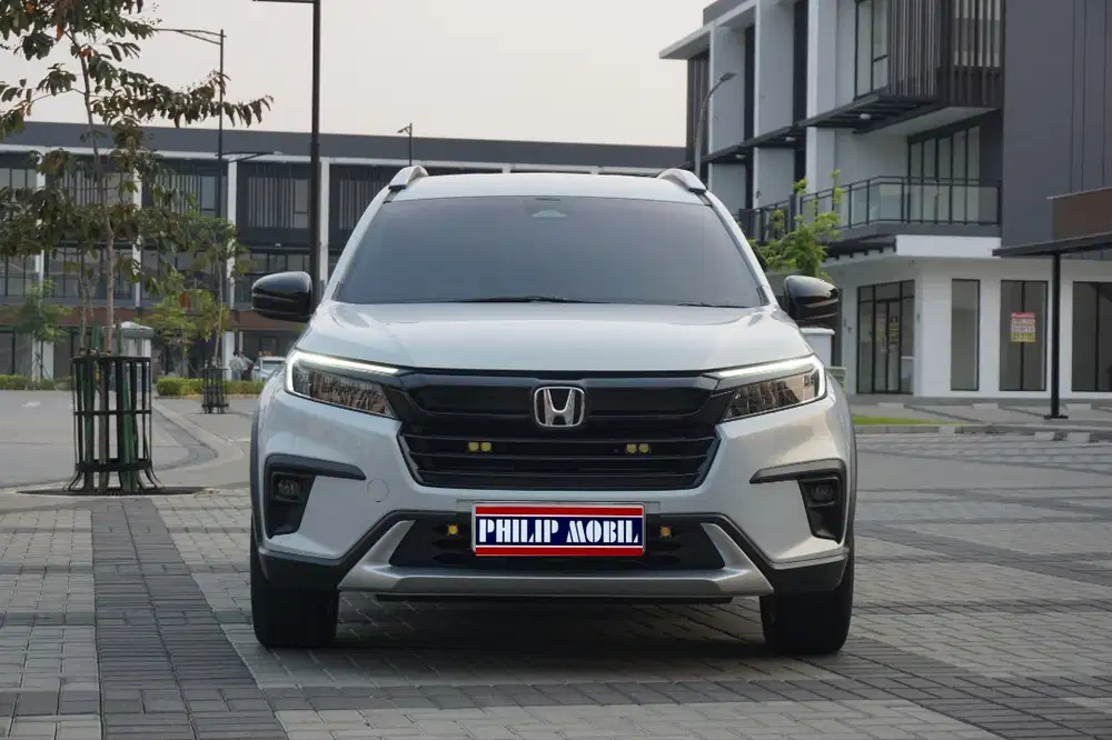 HONDA BR-V 1.5L PRESTIGE sensing a/t 2023 PUTIH PAJAK panjang Tgn 1