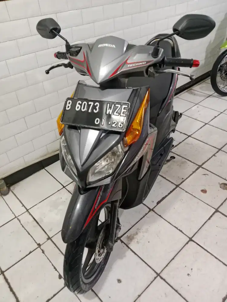 Pajak hidup vario techno tahun 2011