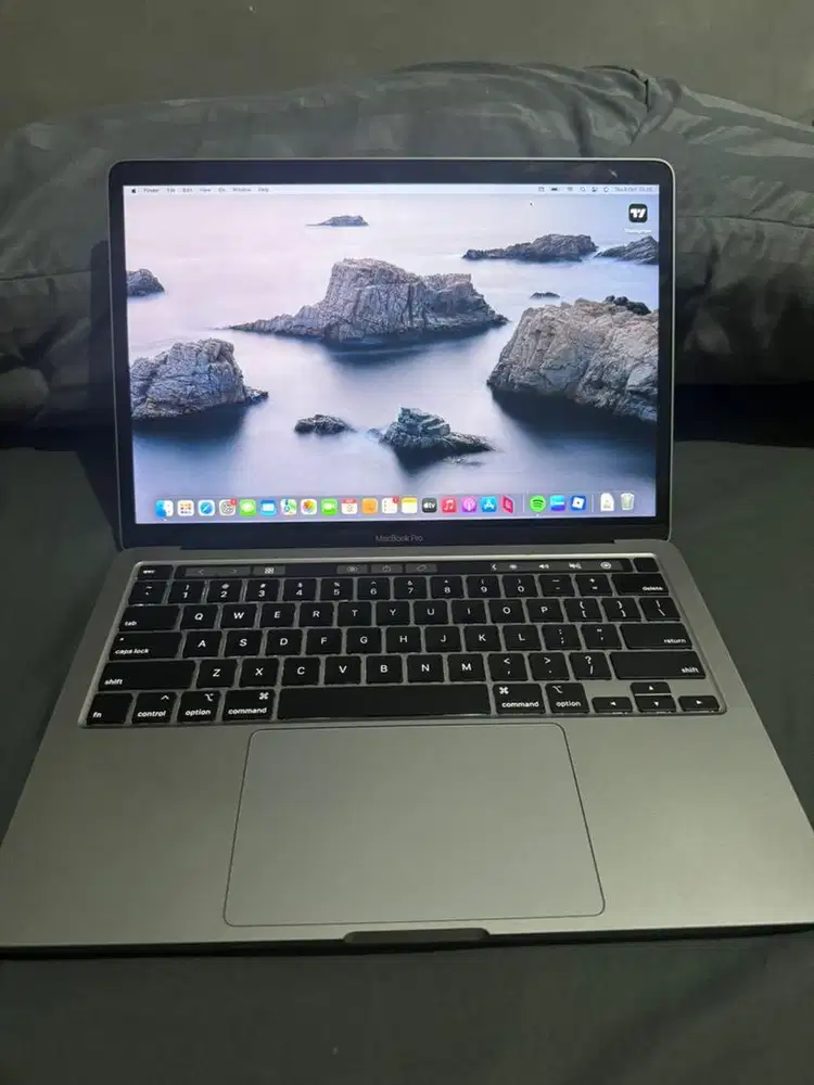 Macbook Pro 2020 i7 16/512