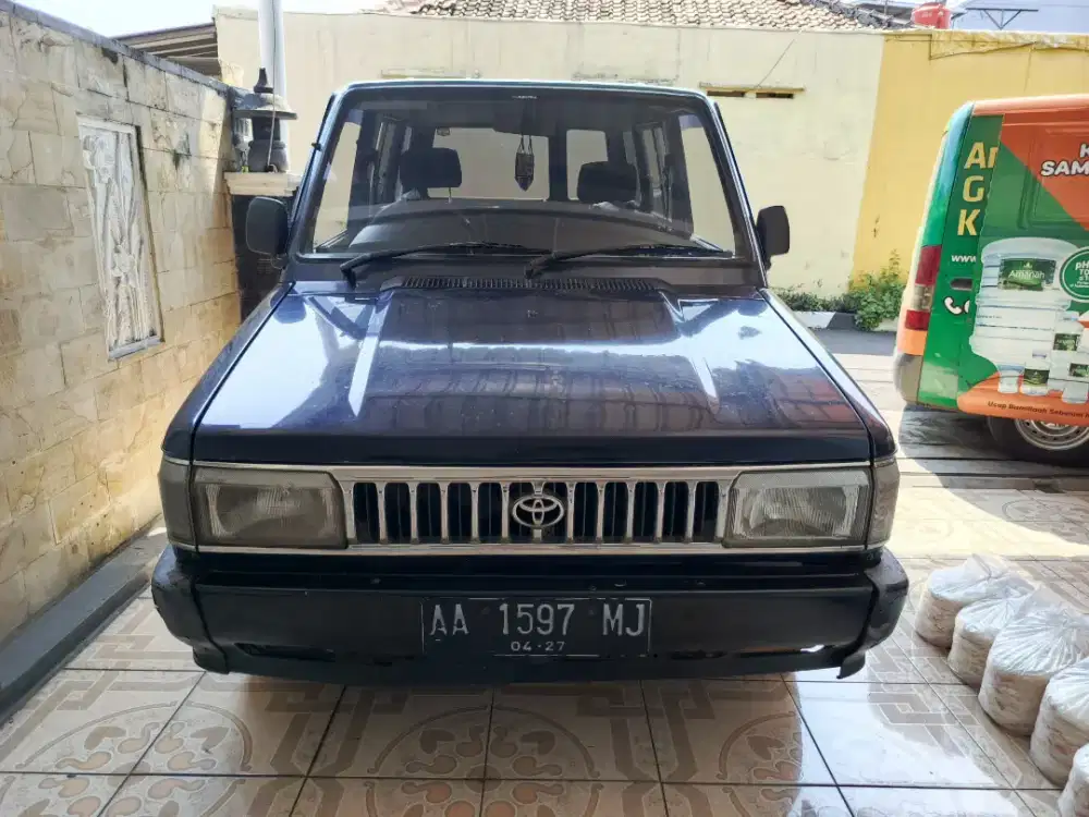 Dijual mobil serba guna